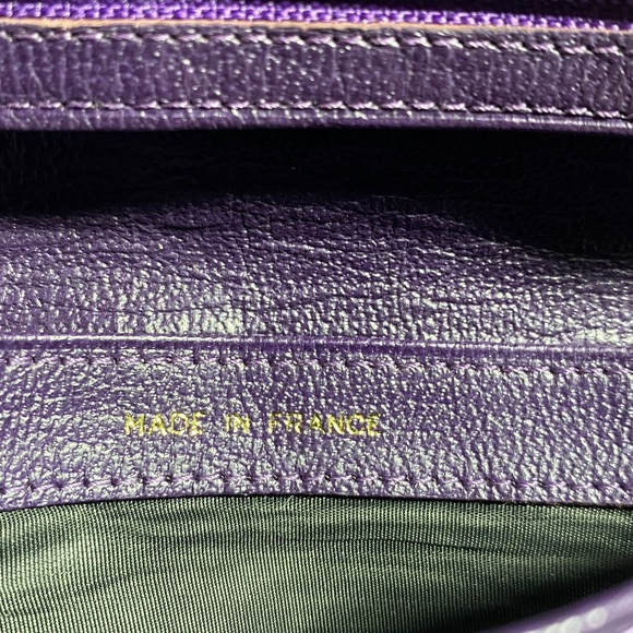 Authentic CHANEL CC Logo Purse Wallet - Picture 9 of 16